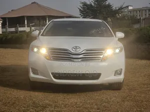 Toyota Venza V6 AWD 2011 White