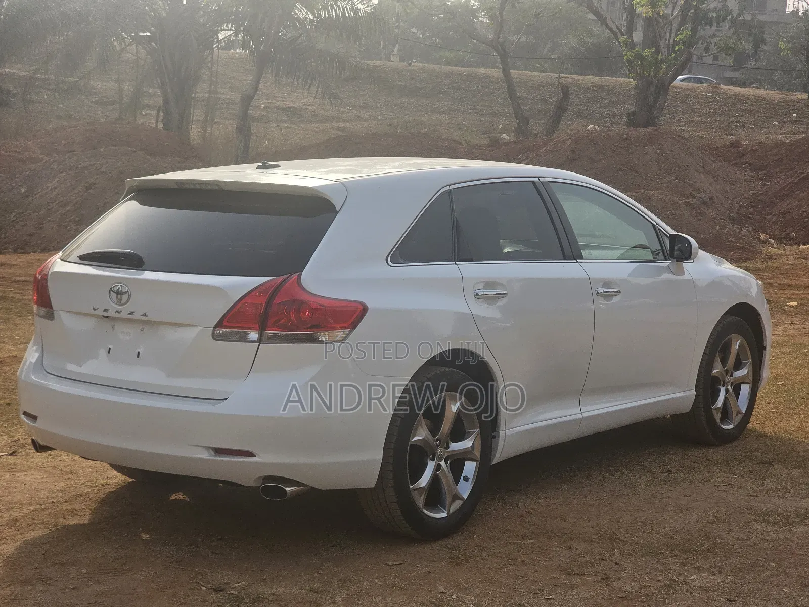 Toyota Venza V6 AWD 2011 White