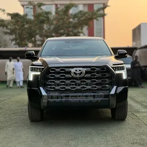 Toyota Tundra 2025 Black