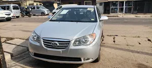 Hyundai Elantra 2010 Silver