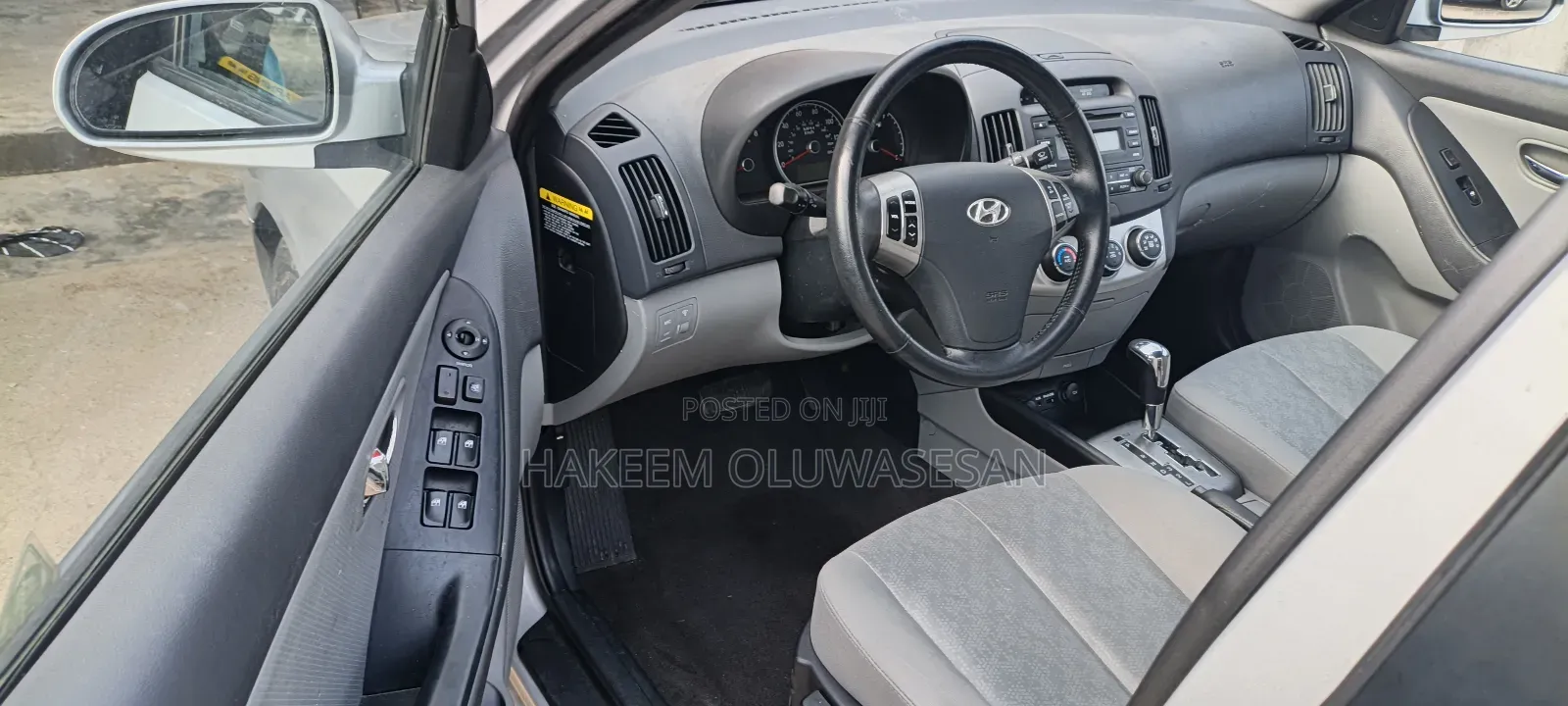 Hyundai Elantra 2010 Silver