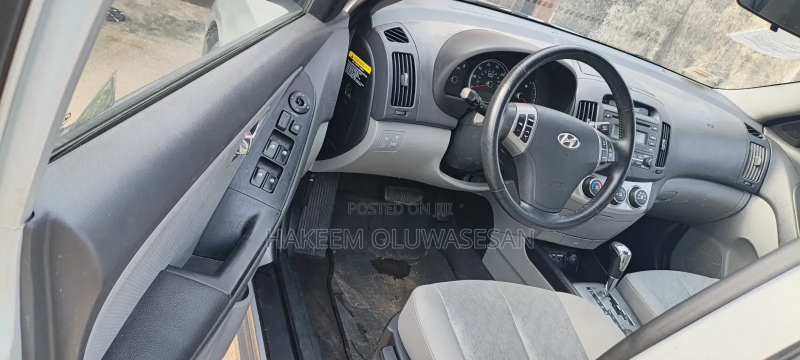 Hyundai Elantra 2010 Silver