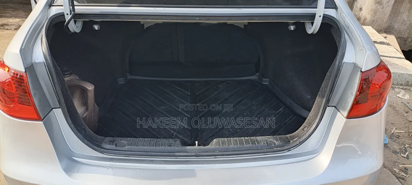Hyundai Elantra 2010 Silver