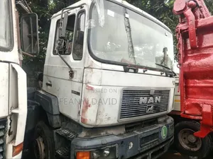Man Diesel 8 Tyre Cap and Chassis