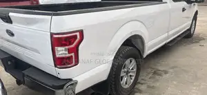 Ford F-150 Limited 4x4 SuperCrew Cab Styleside 5.5 ft. box 145 in. WB