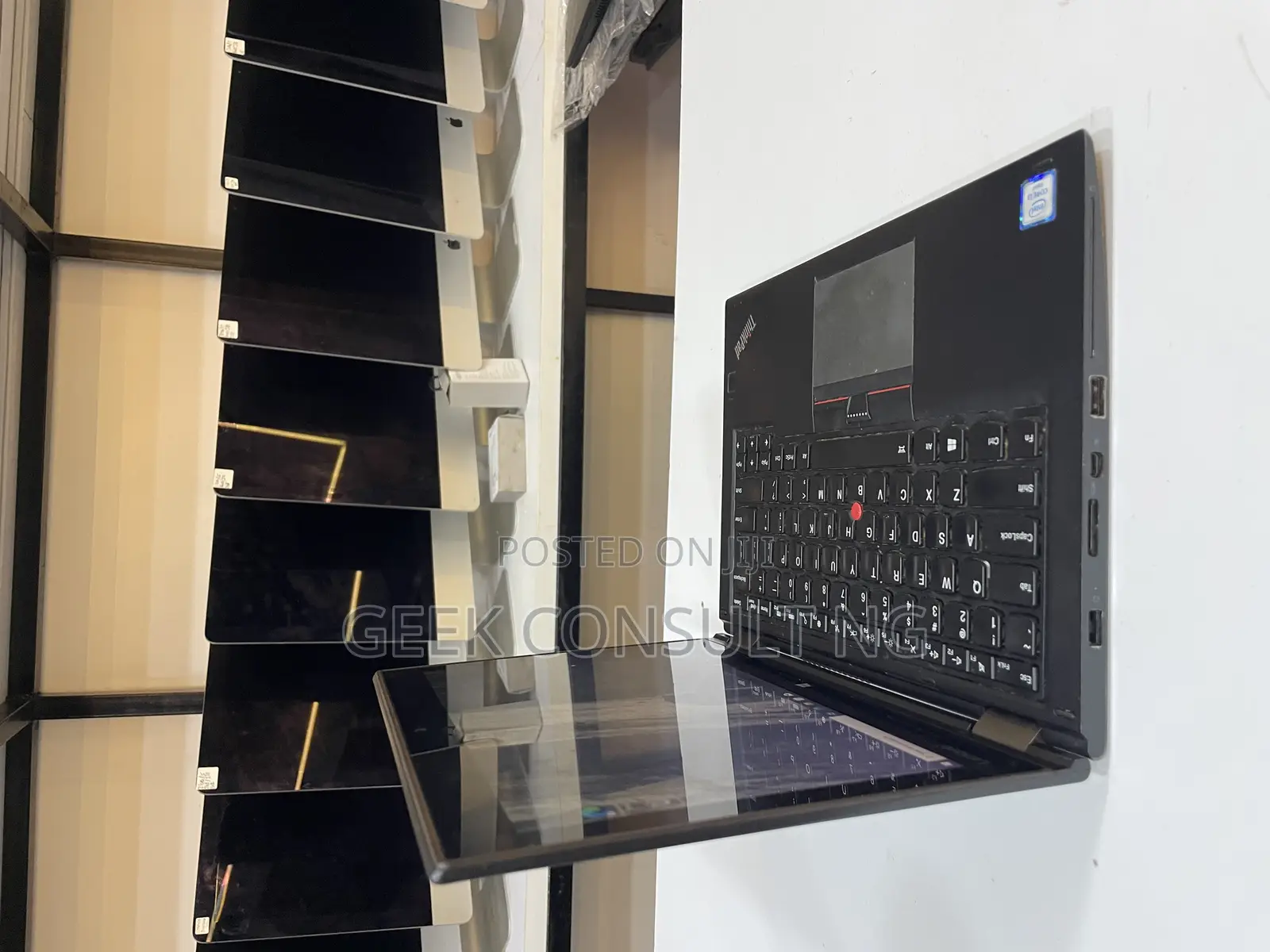 Laptop Lenovo ThinkPad Yoga 8GB Intel Core i3 SSD 256GB