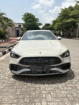 Mercedes-Benz C63 2024