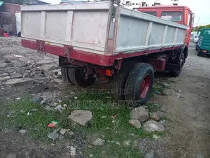 1417 Mercedes Benz Tipper
