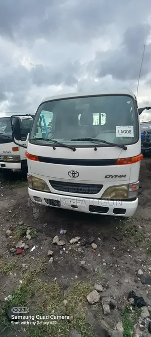 Toyota Dyna 2008 White