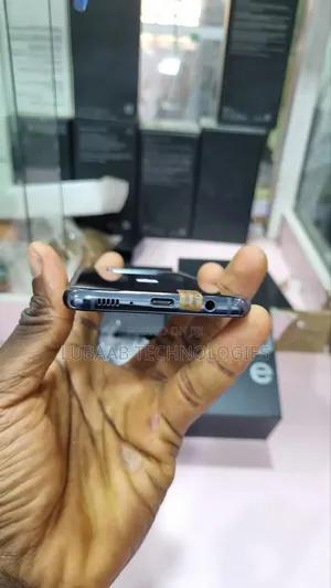 Samsung Galaxy S10e 128 GB Black