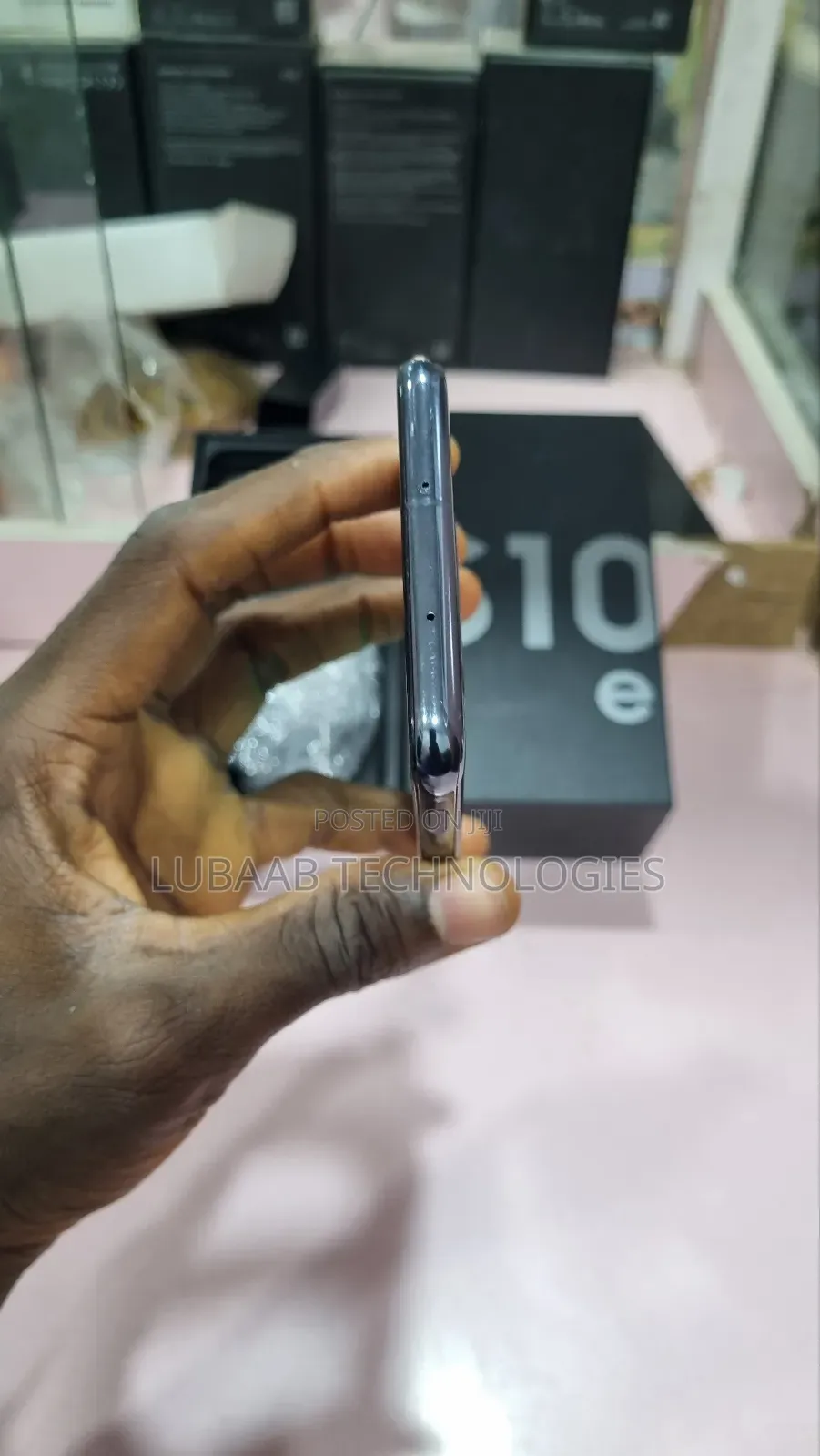 Samsung Galaxy S10e 128 GB Black
