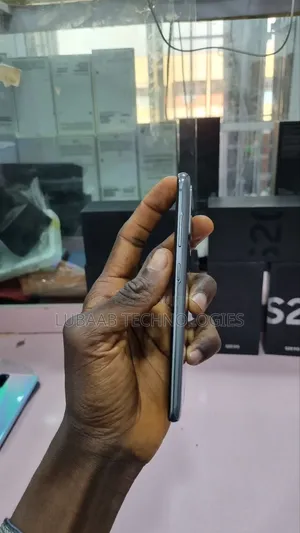 Samsung Galaxy S20 128 GB Gray