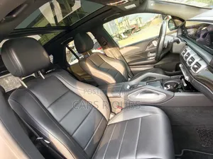 Mercedes-Benz GLE-Class GLE 350 4MATIC 2020 Gold