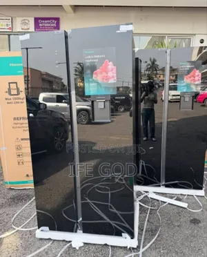 Original Hisense Side By Side Black Mirror Face Glass Fridge & Freezer