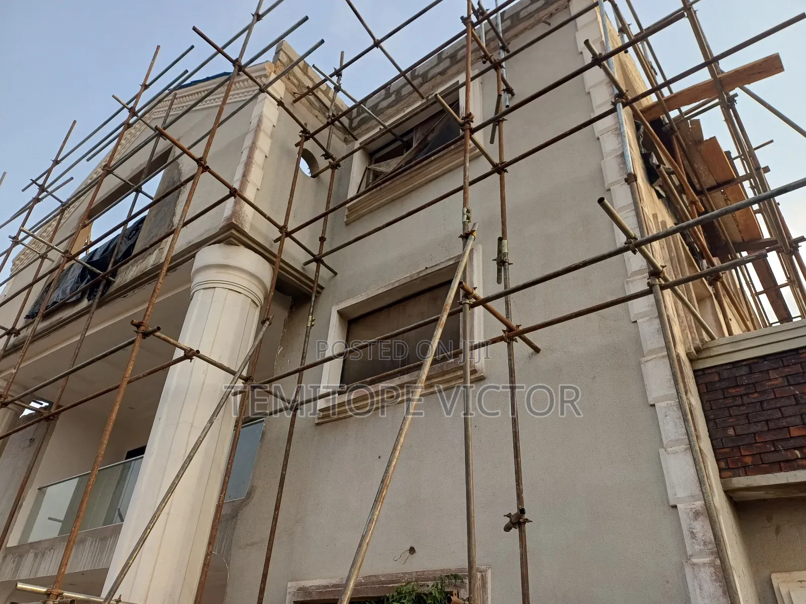 Iron Scaffold Rental