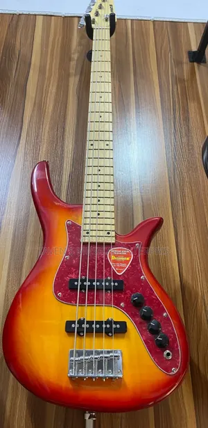 Ibanez Tr-70 Bass Guitar