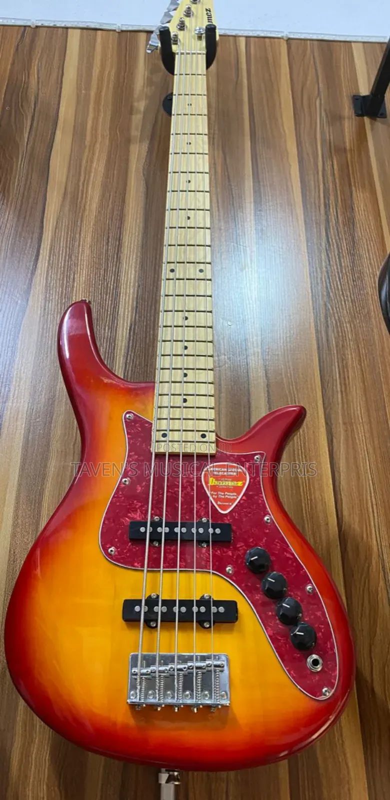 Ibanez Tr-70 Bass Guitar