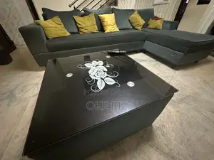 Couch/ Sofa Set