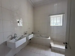 6bdrm Duplex in Maitama for sale