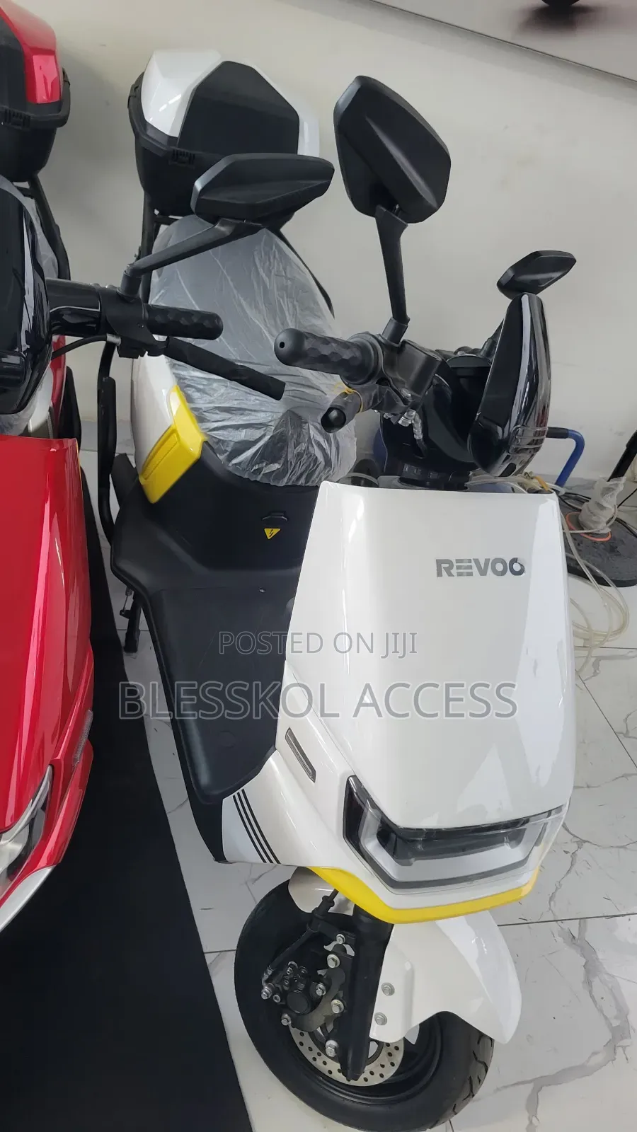 New Revoo A12 2025