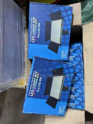 Professional Photo and Video Led 600 Kit