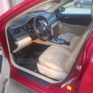 Toyota Camry LE 4dr Sedan (2.5L 4cyl 6A) 2013 Red