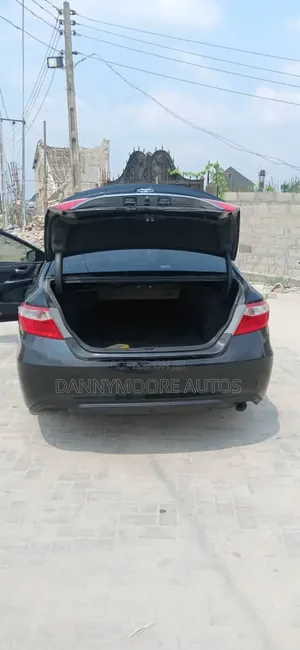 Toyota Camry SE 4dr Sedan (2.5L 4cyl 6A) 2016 Black