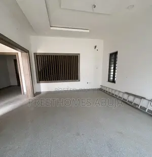 5bdrm Duplex in Asokoro for sale