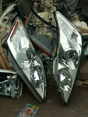 Lexus Es350 Headlights