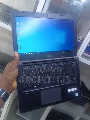 Laptop Dell Latitude 13 3380 4GB Intel Core i3 SSD 128GB