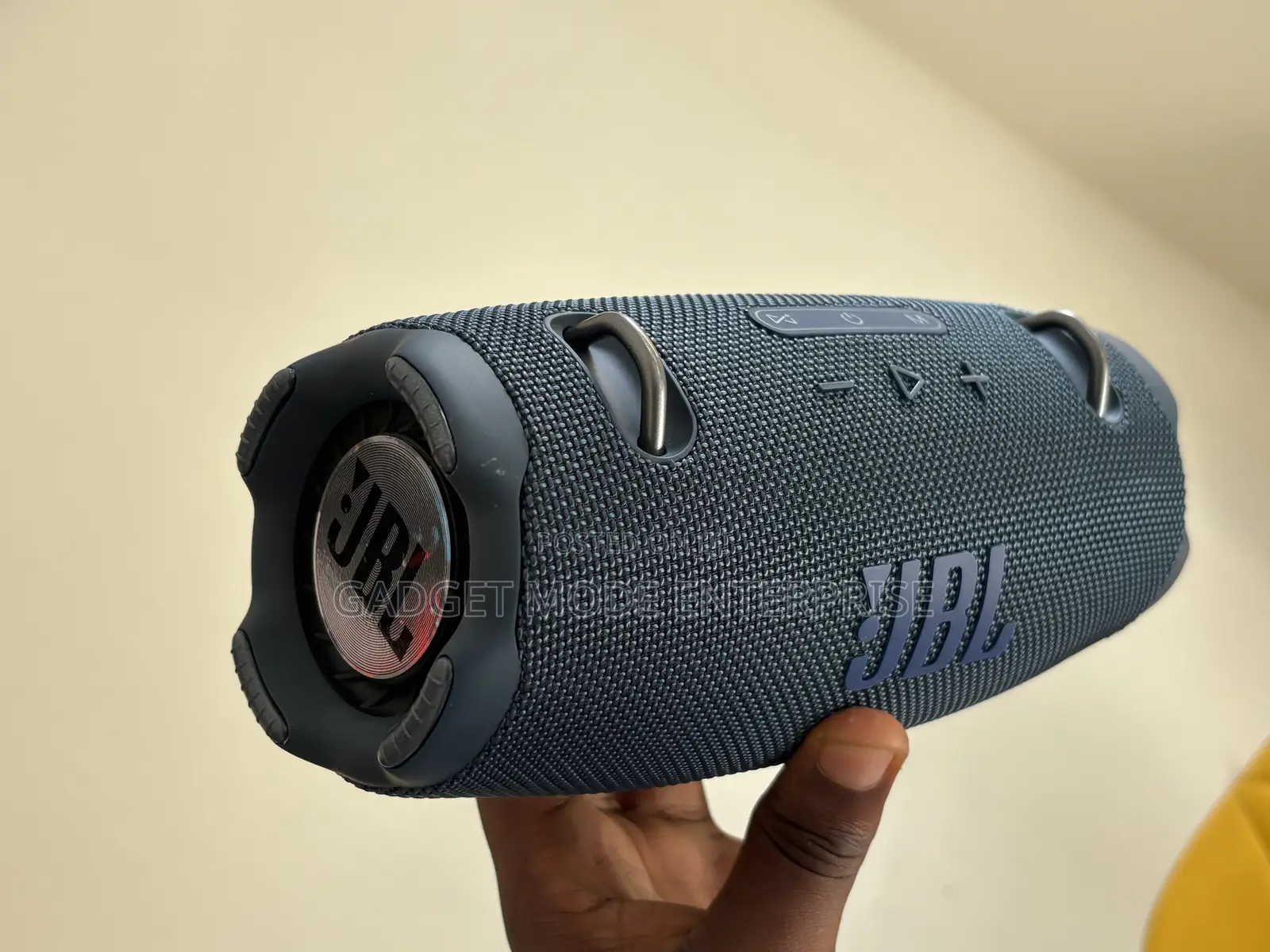 JBL Xtrmm4 Miniled