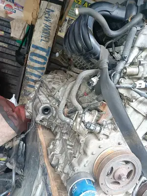 Complete Engine Nissan Roger 2015