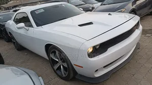 Dodge Challenger 2018 White