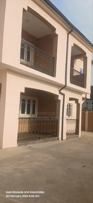 Furnished 2bdrm Block of Flats in Bankole Estate, Obafemi-Owode
