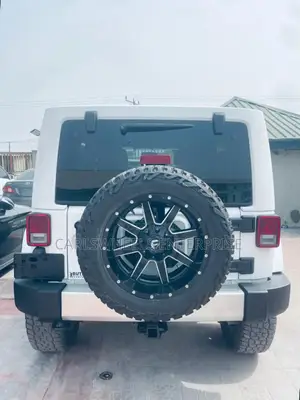 Jeep Wrangler Sahara 4x4 2017 White