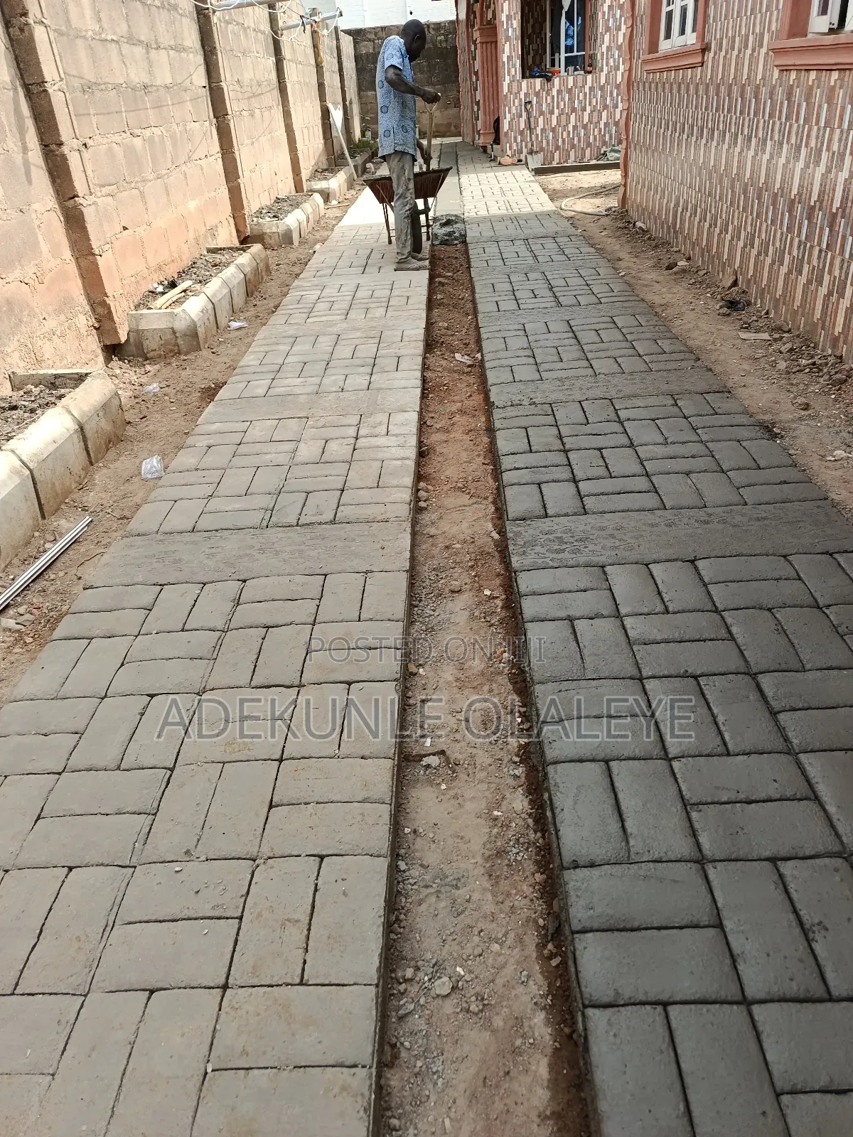 Pattern Floor Baker
