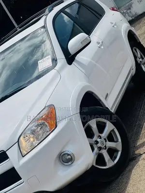 Toyota RAV4 2.5 Limited 4x4 2012 White