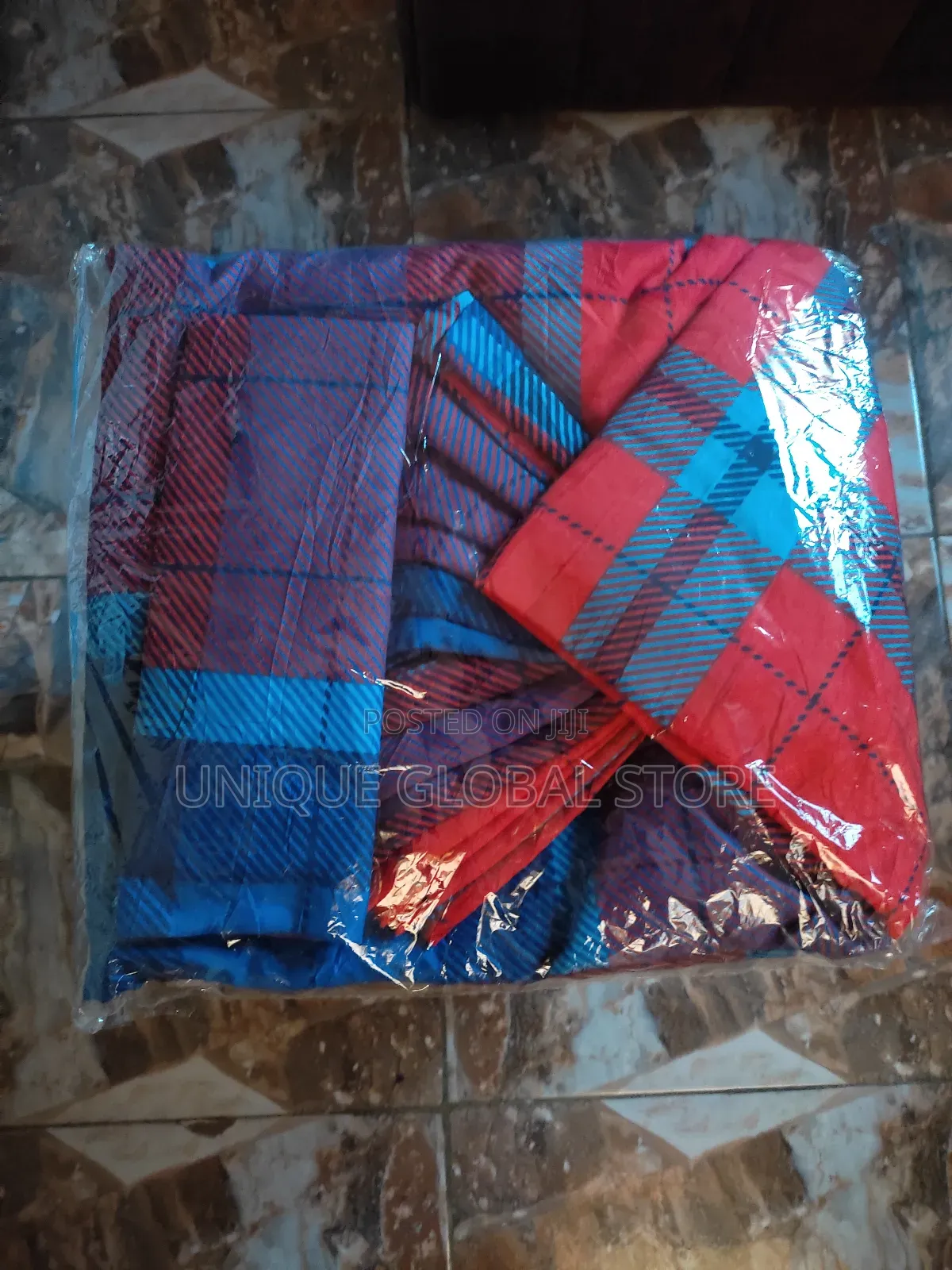 Quality Bedsheet With 3 Pillows Case