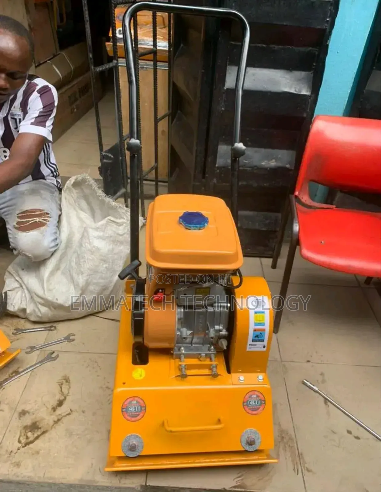 Power C90 Compactor Machine