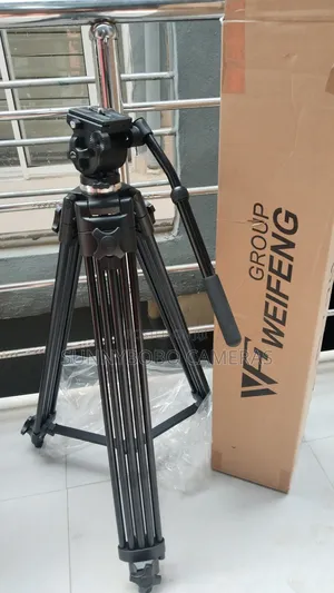 Heavy Duty Tripod Stand
