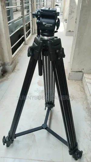 Heavy Duty Tripod Stand