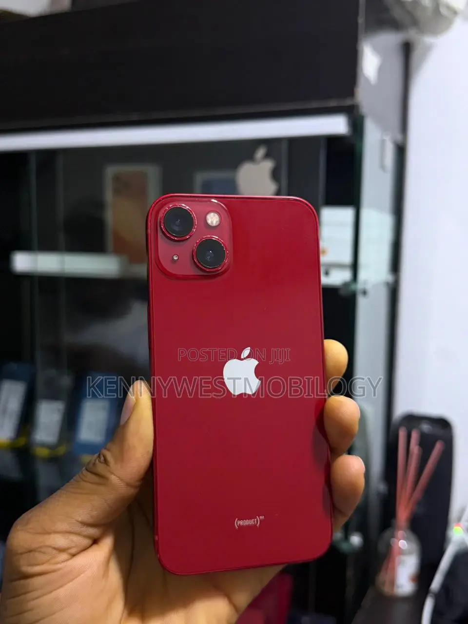 Apple iPhone 13 256 GB Red
