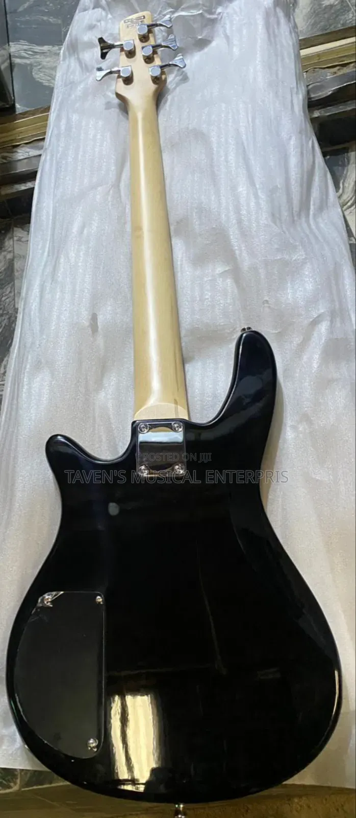 Alvarez Five String Active Bass Guitar