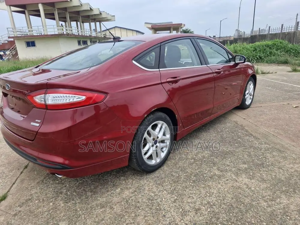 Ford Focus 2015 Red