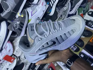 Beet Trendy New Designer Sneakers