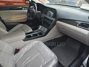 Hyundai Sonata Limited 4dr Sedan (2.4L 4cyl 6A) 2015 Silver
