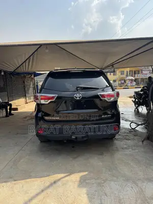 Toyota Highlander 2016 Black