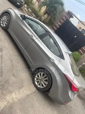 Hyundai Elantra Sport 4dr Sedan (2.0L 4cyl 6M) 2015 Gray