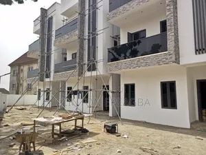 5bdrm Townhouse/Terrace in Life Camp for Sale