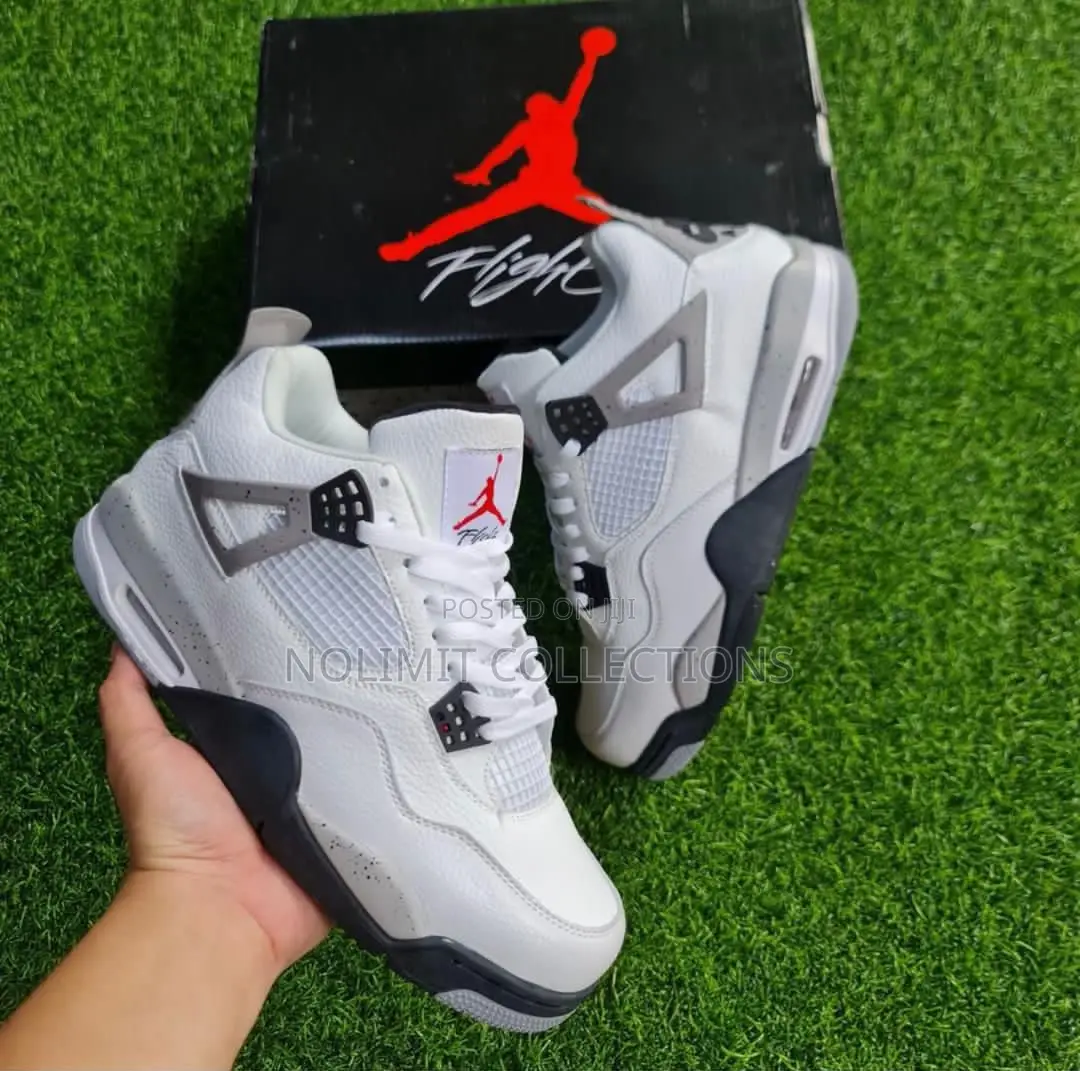 Nike Air Jordan 4 Retro
